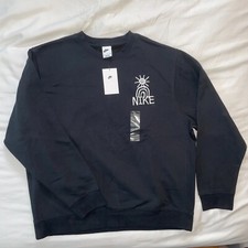 Nike Sportswear Club Fleece Embroidered Crewneck Sweatshirt Black - Men s XL