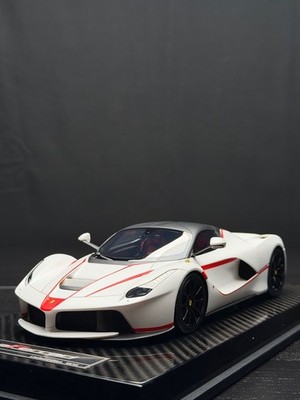 Ferrari LaFerrari (Matt White) [Gavin] 1:18 scale | eBay