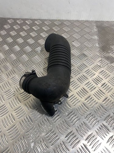 Audi A4 S4 B6 8E 8H 2002 Diesel 96kW Ansaugrohr Ansaugschlauch Turbolader