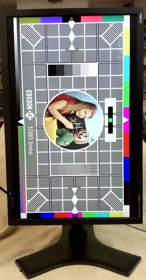 NEC Multisync LCD2490WUXi2 24" LCD Monitor ex.BBC editing Gamma true 1900x1200 - Image 3 of 4