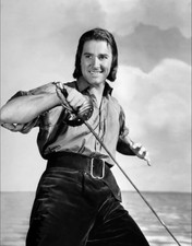 Errol Flynn Posing With The Sword 5x7 Picture Celebrity Print