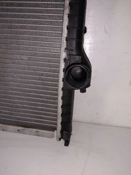 Radiador 96 97 98 99 BMW 328I E36 ASM - Imagem 2 de 4