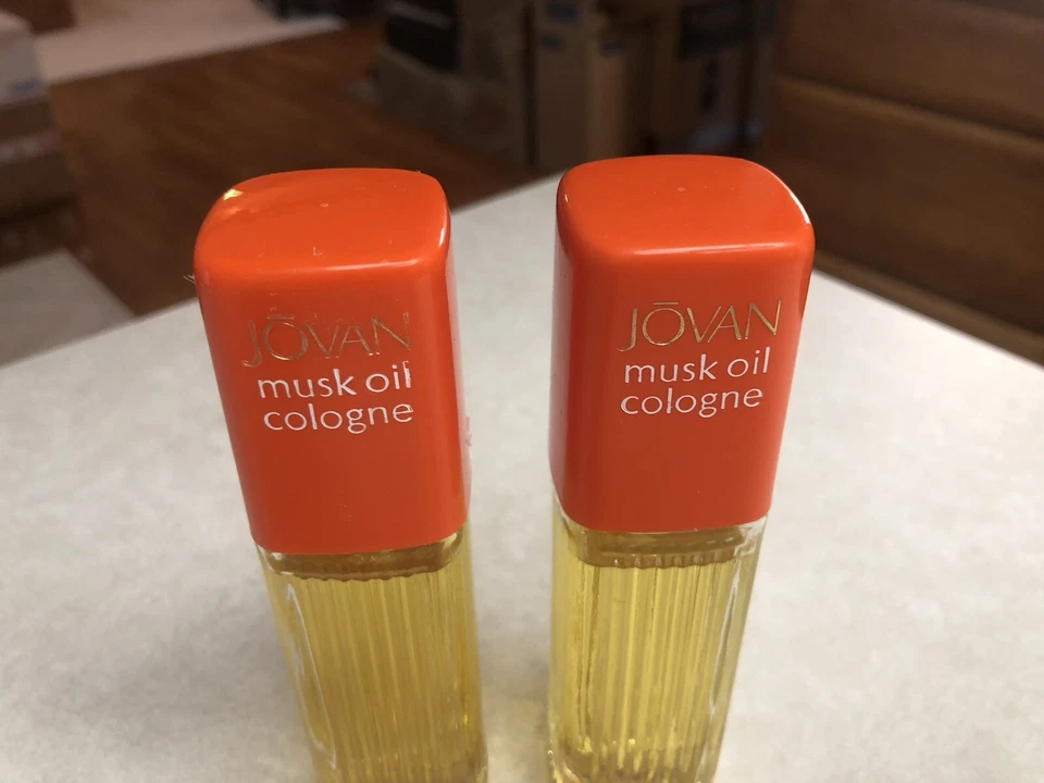2 ACEITE DE ALMIZCLE JOVAN Colonia 2oz Cada Spray Stock Antiguo 1972 Nuevo Foto 2 de 4