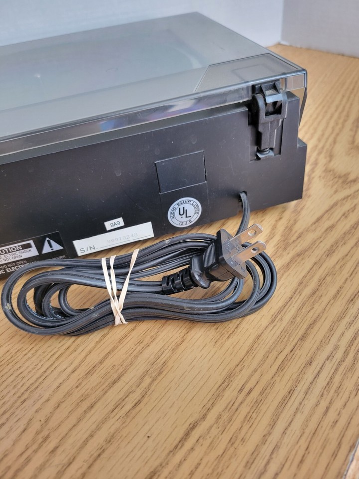 Vintage Optimus Linear Tracking Belt Drive Fully Automatic Turntable