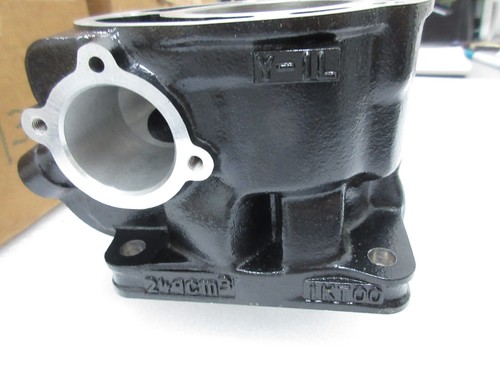Yamaha TZR250 Cylinder L/R 1987-89 OEM TZR CYL BLOCK 1KT-1131-00 NOS 1KT-1132-00 - Bild 9 von 19