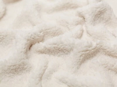 Minerva Lambskin Sherpa Fleece Fur Fabric Cream - per metre