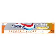 Aquafresh Extreme Clean Fluoride Toothpaste M...