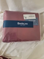 BEDSURE Cal-King Bed Sheets - 4 Piece Set New in Packaging Maroon M1037