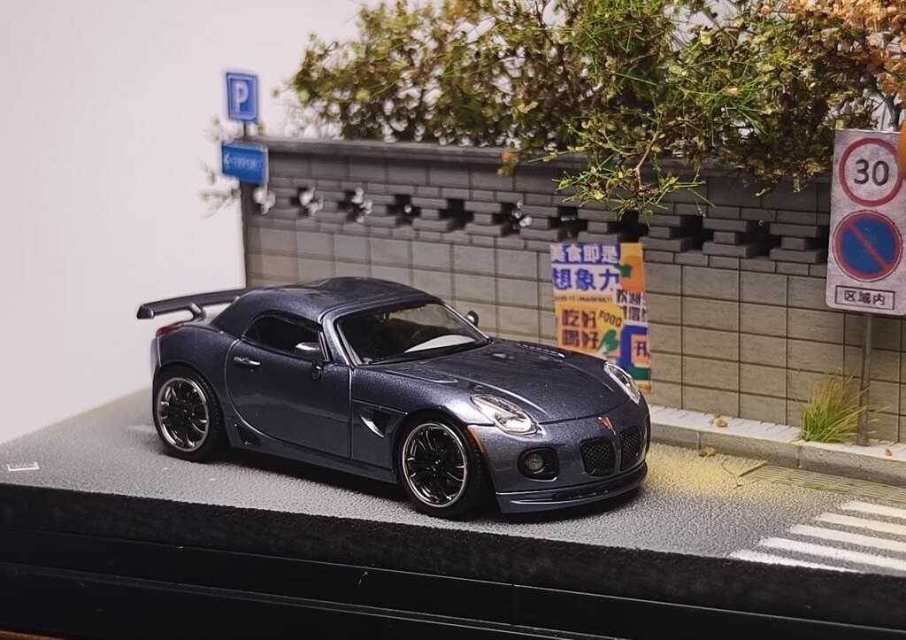 MK 1:64 HEC Blue Solstice GXP Coupe Sports Model Diecast Metal Car