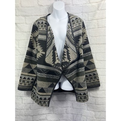 Römer offene Strickjacke Shacket schwarz grau Gr. M 14 Aztekenmuster Taschen Wasserfall