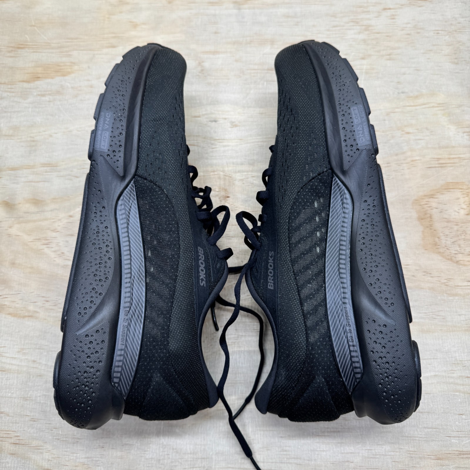 NEW Brooks Adrenaline GTS 24 Triple Black 1104372E020 Mens Size 11.5 2E WIDE thumbnail 10