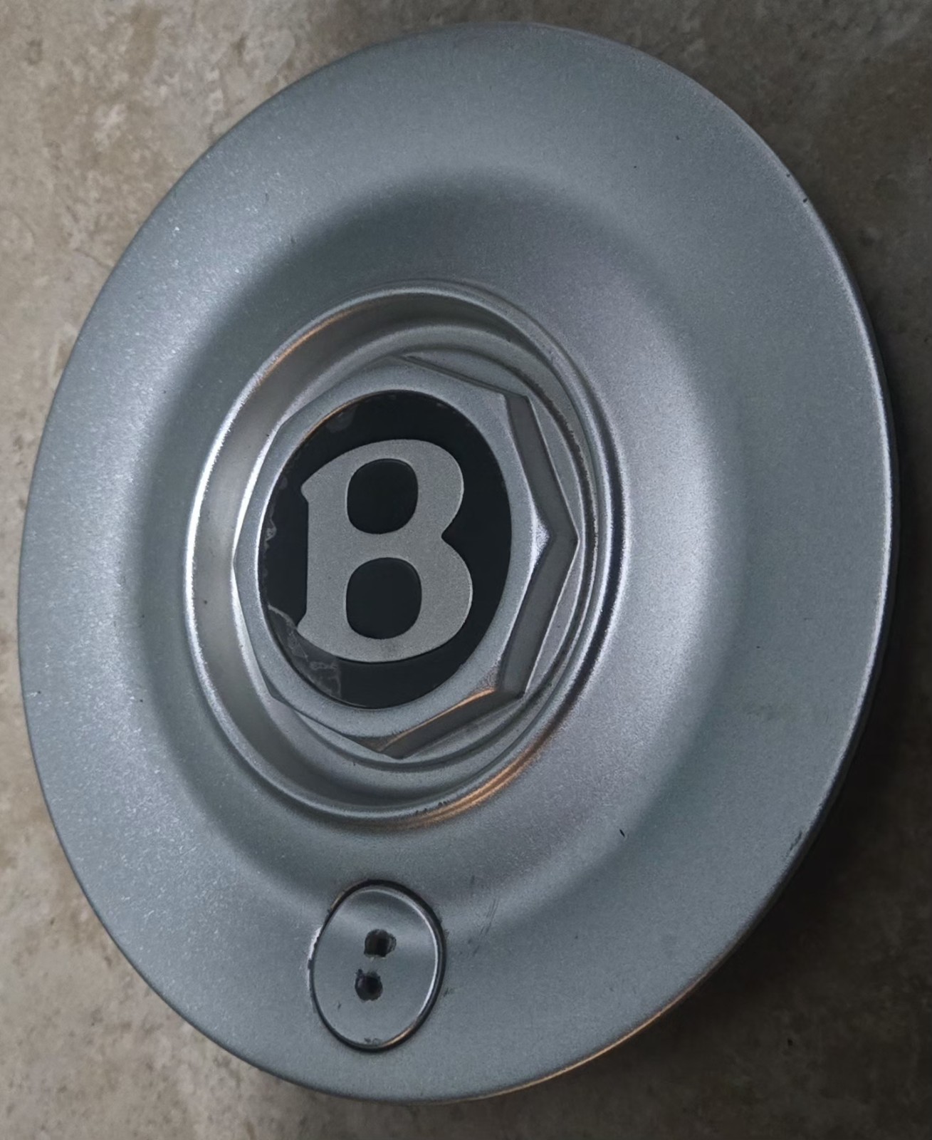 OEM 1997 Bentley Turbo R SILVER Speedline Wheel Center Hub Cap #01 p/n UT10698