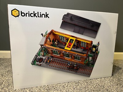 LEGO Old Train Engine Shed 910033 Bricklink 2024 Designer Program 
