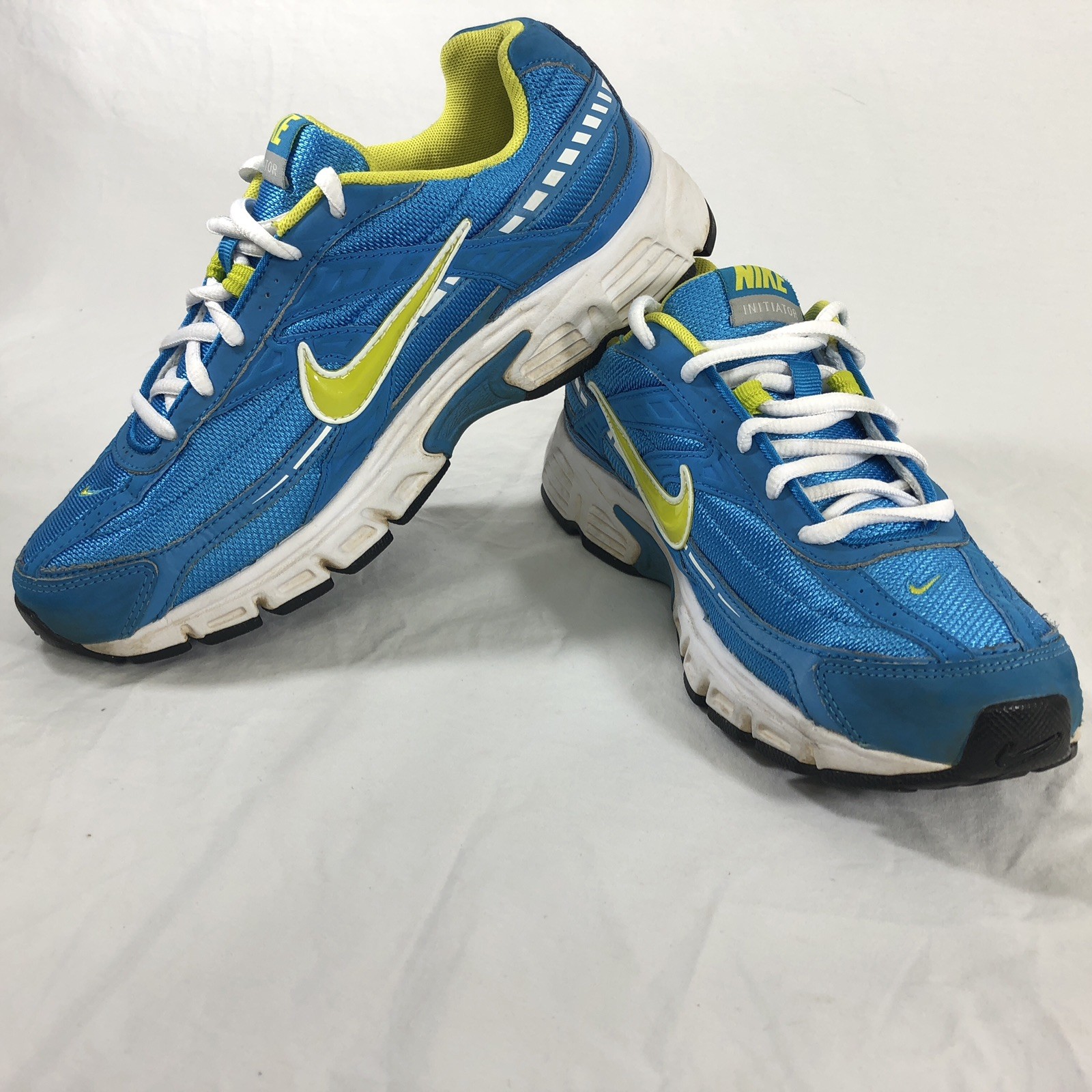 nike initiator women's blue