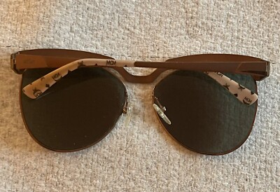 Authentic MCM 105S 700 Shiny Bronze - Tea Cup Sunglasses  display picture 2