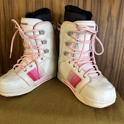 Women s Snowboarding Boots Size US7, UK5.5 Mondo 25.0-CYCAB