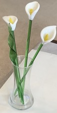 Glass Flower Calla Lilly Bouquet 3 Stemmed Flowers 7  Leaf Stem With Vase