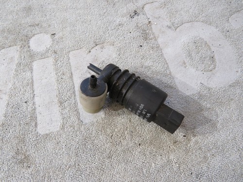 VW Golf 4 IV Wischwasserpumpe 1J6965651