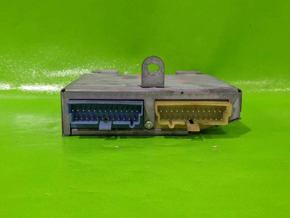 93-95 GRAND CARAVAN TCM TRANSMISSION CONTROL MODULE OEM 4200-9 - Image 3 of 3