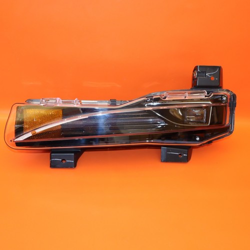 TESLA MODEL S PLAID FOG LIGHT LEFT DRIVER 2021-2023 2024 3 PIN LED 1563710-00-B