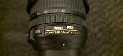 Nikon DX VR AF-S Nikkor 18-105mm 1:3.5-5.6 G Ed Objektiv