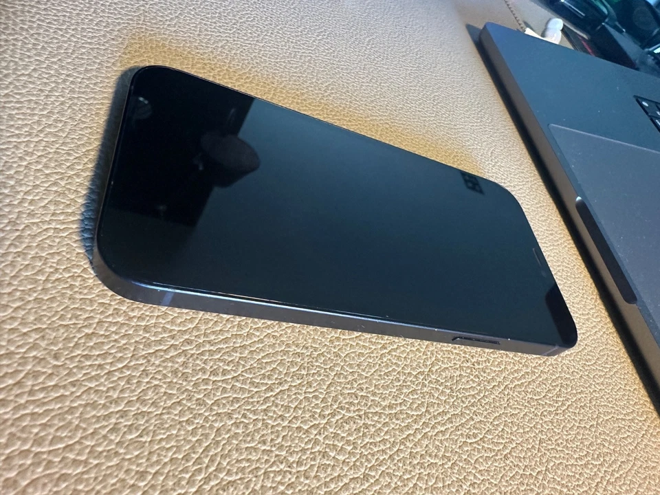iPhone12 128GB Nero - PERFETTO!!!!! - Immagine 3 di 3