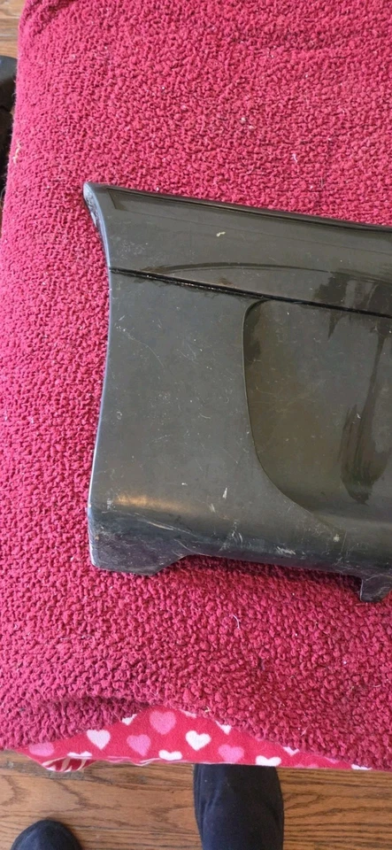 87-90 Mustang GT Right Side Fender Spat Ground Effect - Image 4 of 4