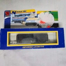N Scale Life-Like Train Locomotive 7927 FB2 Undercoated - Unpowered Toy Train 