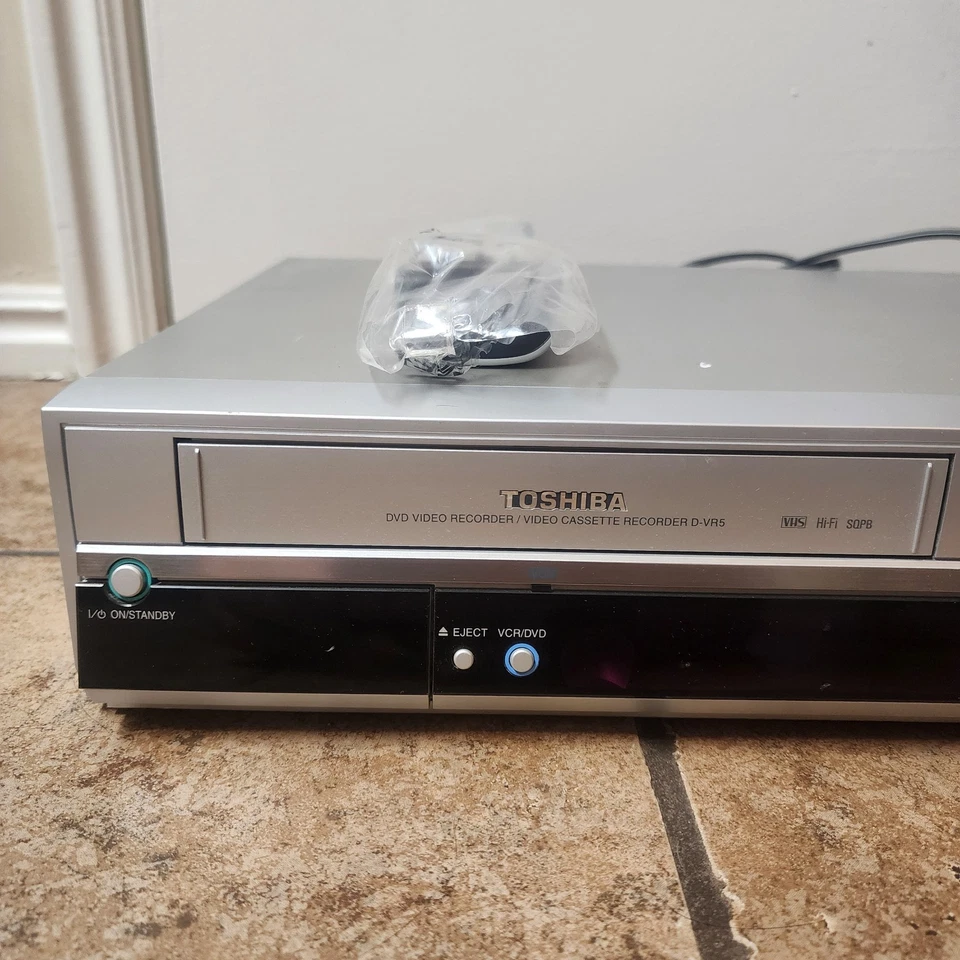 Toshiba D-VR5SU VCR DVD CD Combo Reproductor Grabadora Grabadora HDMI Control Remoto FUNCIONA Foto 2 de 4