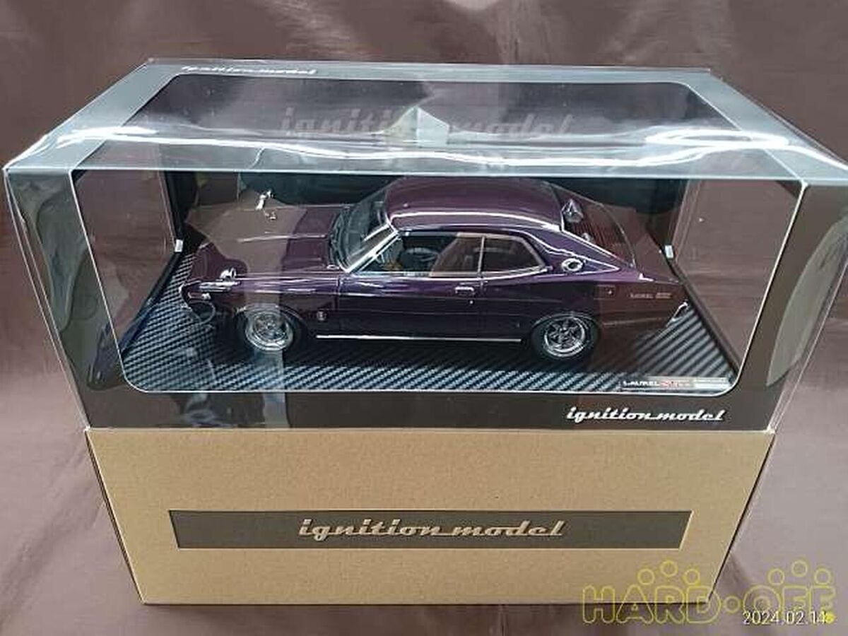1/18 Ignition Model Nissan Laurel 2000SGX C130 Purple w/ Box 1/18 Ignition Model Nissan Laurel 2000SGX C130 Purple w/ Box