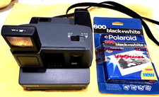 Polaroid Impulse Instant Camera Auto Focus System With Built In Flash and film