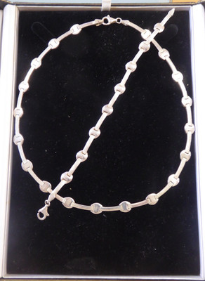 Massive Silberkette und passendes Armband (hallmarkiert)