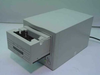 Archive CSC Archive SCSI-2 16GB External Dat Drive - AS IS 4586NP