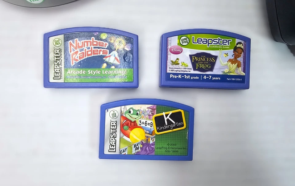 Leap Frog Leapster Charger Base #20247 Power Supply 3 Game Cartridges - Image 3 of 4