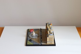 LEGO Architecture 21029 Buckingham Palace Complete *NO Manual NO Box*