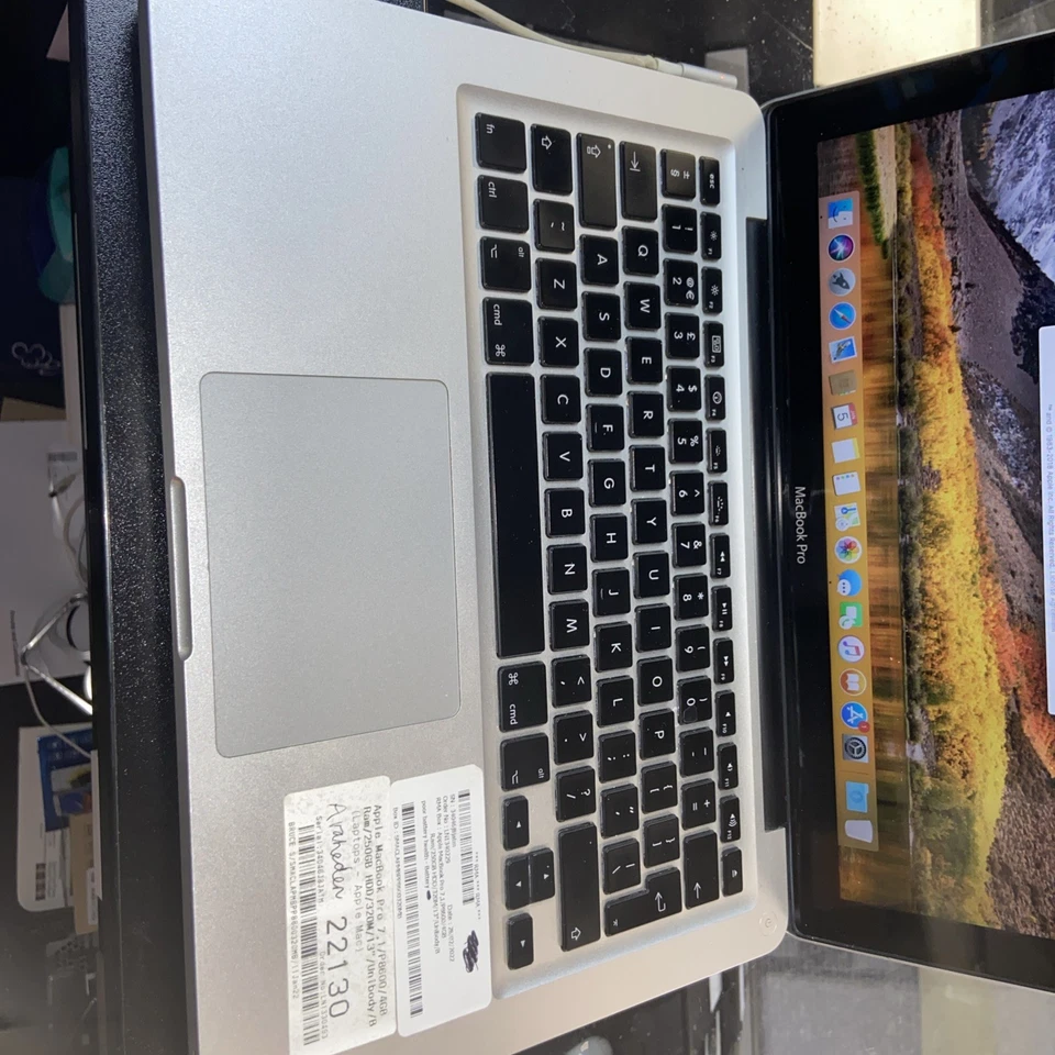 Apple MacBook Pro 13" 2011 · i5 · 4GB · 256GB, photo 2 of 4