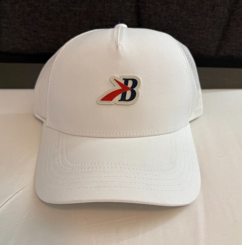 NWT Brooks Running Surge Trucker Hat Snap-Back
