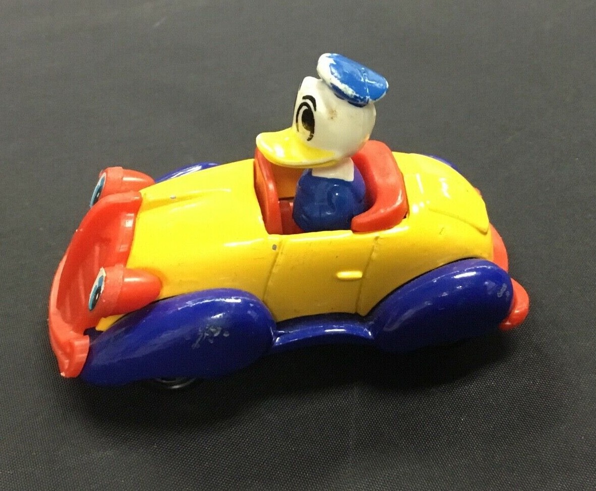 東京ディズニーヴィンテージドナルドダック ミニカー 55 Vintage Walt Disney Productions No. 55-56 Donald Duck 1:64 Diecast