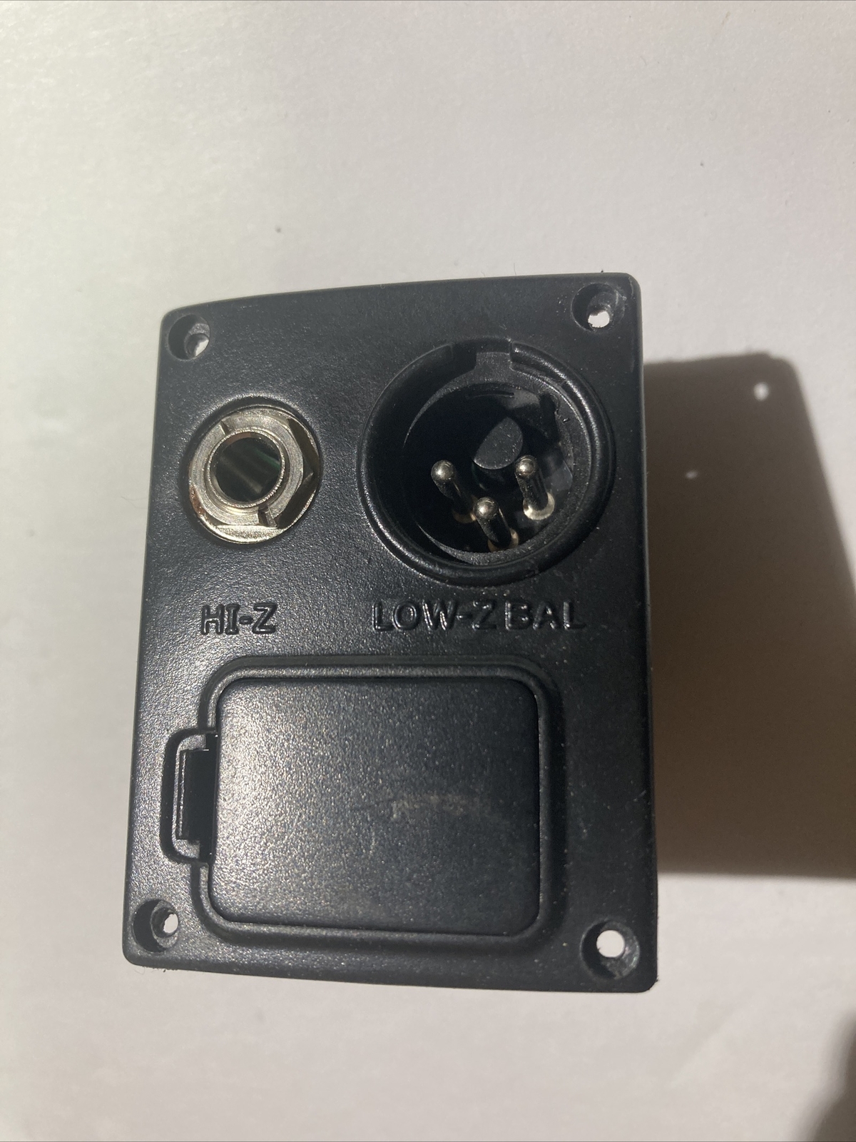 Ibanez Genuine 9V Acoustic Guitar & Bass Battery Box & Jack Input Combo