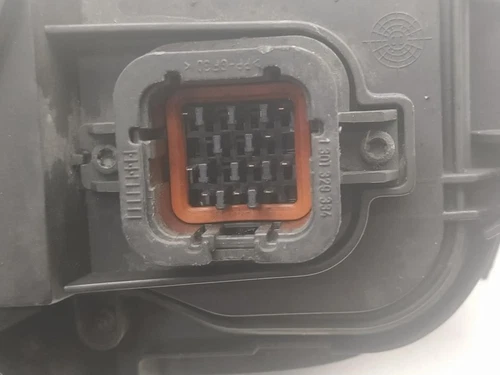 0301174272 Faro Derecho para FORD MONDEO BERLINA (GE) * 2002 2331146 - Imagen 2 de 5