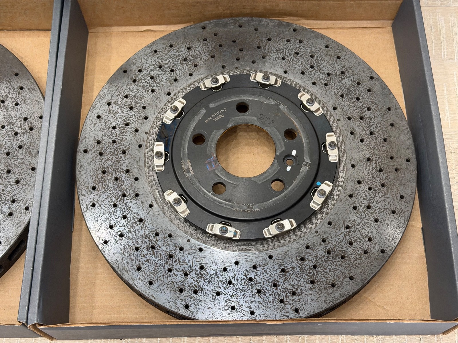 McLaren 675LT Front Left, right Brake discs Pair
