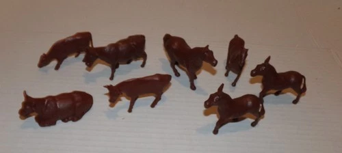 8 Vintage 1960 Marx Farm Play Set Plastic 54mm Cows Horse Donkey Lot