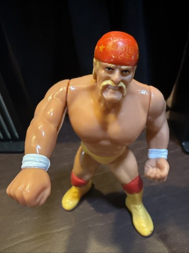 1993 WWF Hasbro Series 5 Hulk Hogan�with Hulkster ...