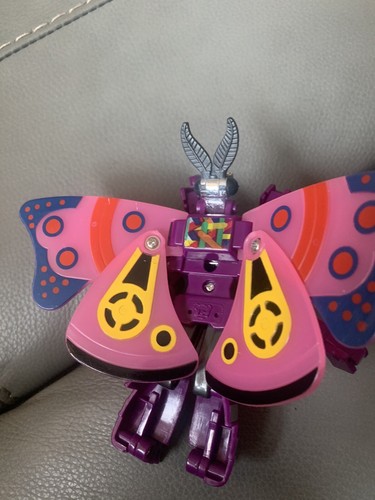 V WORLD Moth Transforming Invading Insects Vintage - Picture 6 of 6