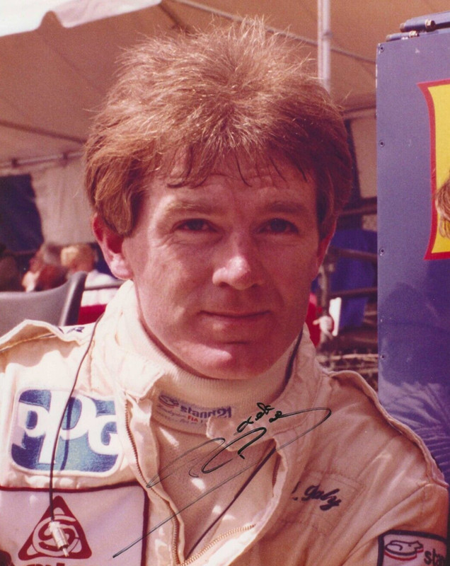 Autographed Derek Daly  CART IndyCar  Racing Photograph