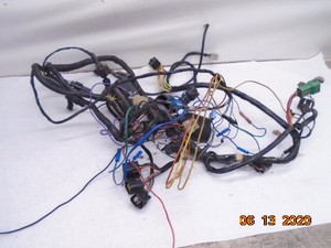 Is The Wiring Harness For 1992 Suzuki Katatana 600 The Same As 99 Suzuki Katana from i.ebayimg.com