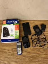 Lot of 4 Old Cell Phones and an Blackberry parts / repair only Flip