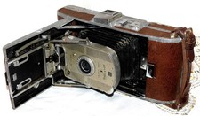 ANCIEN GRAND APPAREIL PHOTO A SOUFFLET POLAROID MODEL 95 /NO PETIT KODAK LEICA