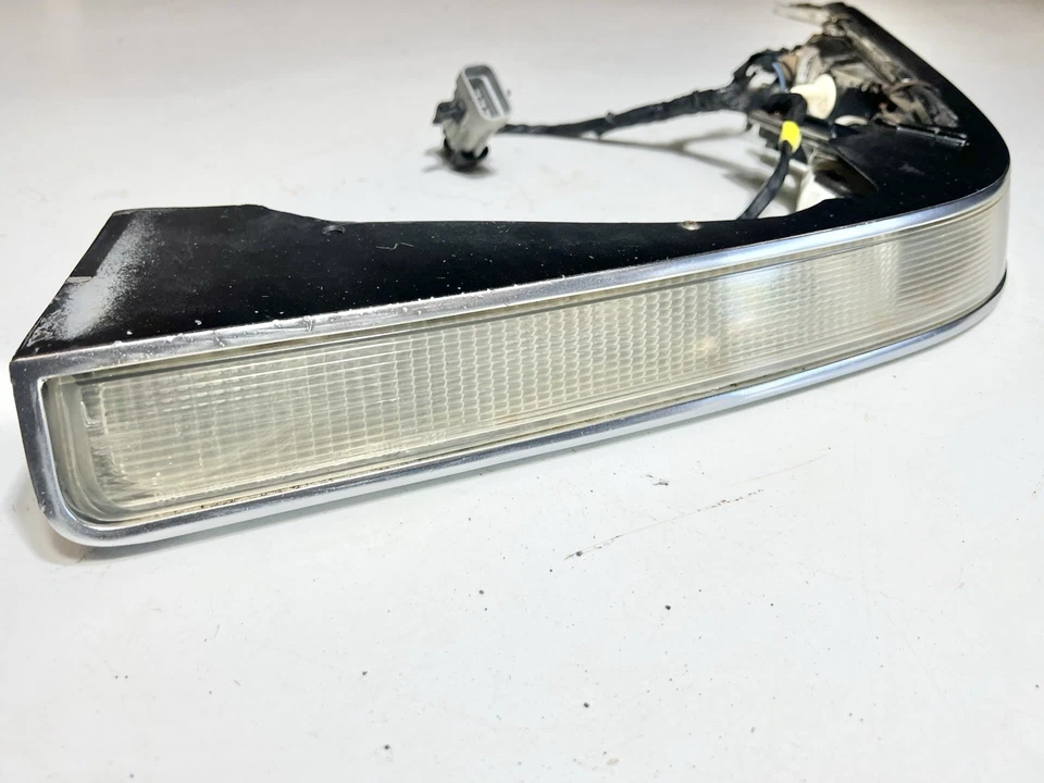 1988-91 Buick Reatta указатель поворота маркер объектива свет с жгут проводов и лампы RH - Изображение 3 из 4