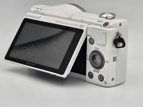 【Excellent】Sony Alpha A5100 24.3MP Mirrorless Digital Camera Body White F/ JAPAN - Picture 5 of 20